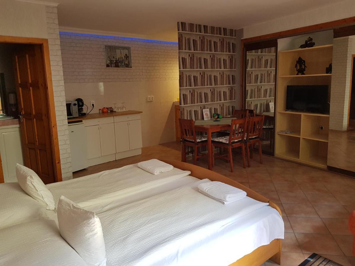 Ferienwohnung Boene Vendeghaz Es Borozo Tokaj Exterior foto